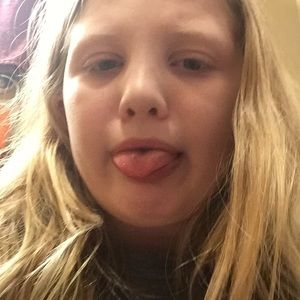 Meet your Posher, Kendra